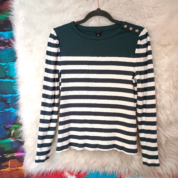 Ann Taylor Petite Green and White Striped Ribbed Long Sleeve Top Size MP - Picture 8 of 10